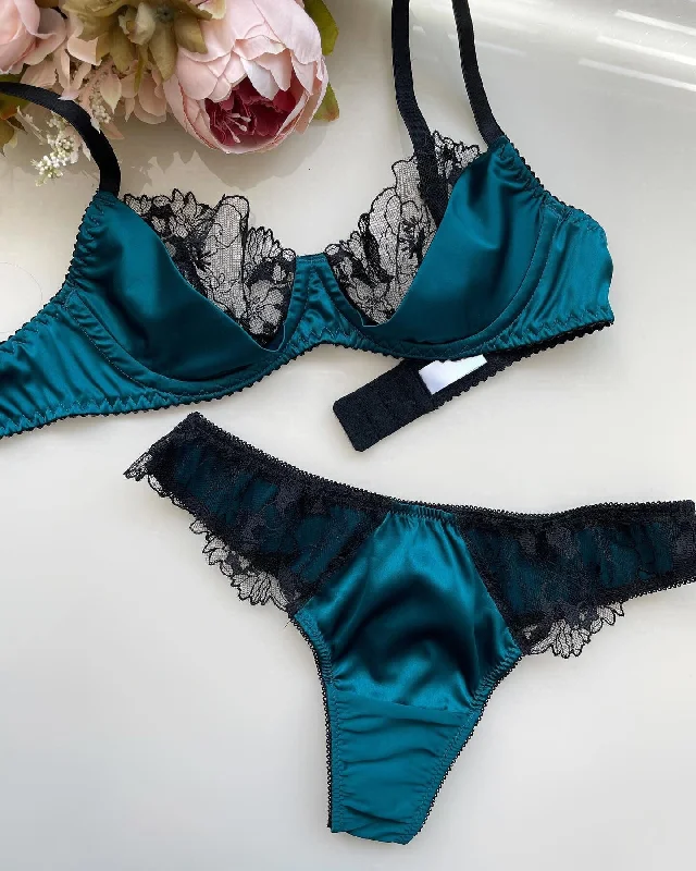 Mon Belle Emerald Lingerie Set