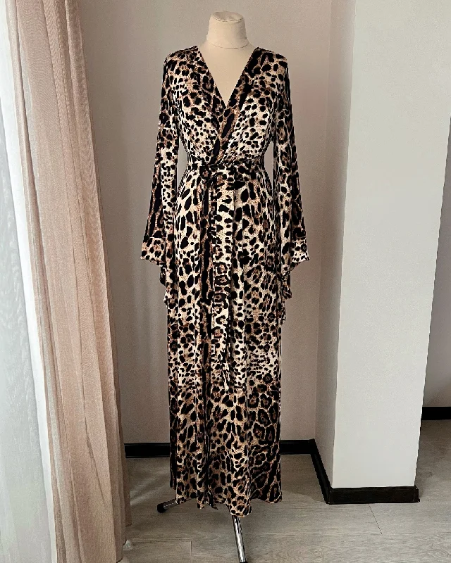 Leopard Kimono Robe - Stylish and Cozy for Any Occasion