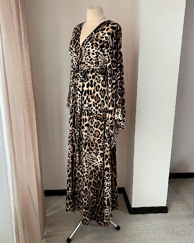 Leopard Kimono Robe - Stylish and Cozy for Any Occasion