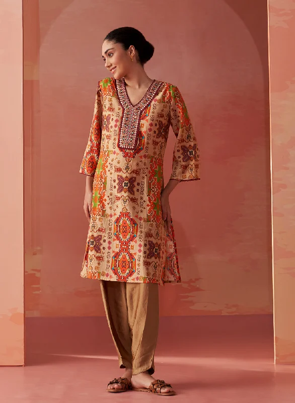 Abeera Beige Printed Chanderi Straight Mirror Work Kurta