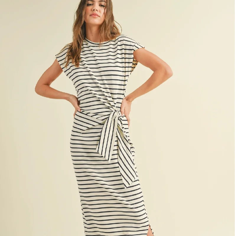 D Stripe Pattern Knot Detail Dress