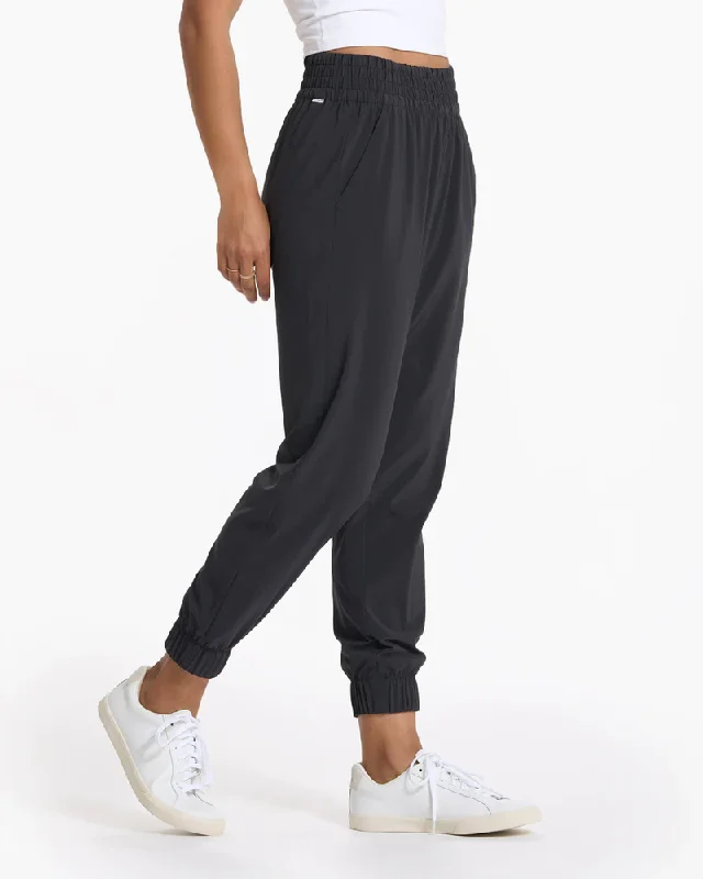 Women's Villa Jogger